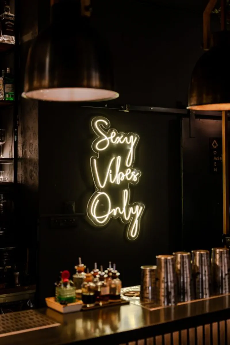 Colonna bar