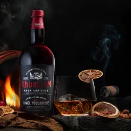 Rhum J.M. Fumée Volcanique image