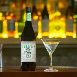 Vermut Lustau Dry image