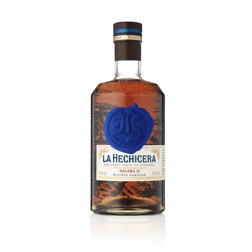 La Hechicera Rum image