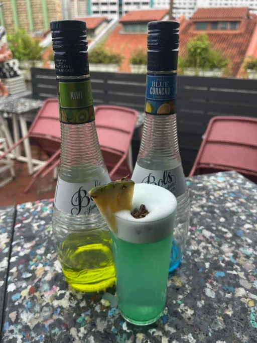 Nua Nua Cocktail Recipe | Master Bartender