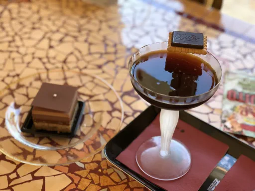 Chocolate Biscuit Gourmand Image