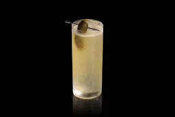 Pickleback Fizz lifestyle thumbnail