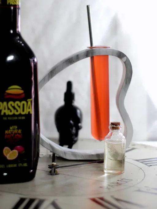 Atemporal Martini Image