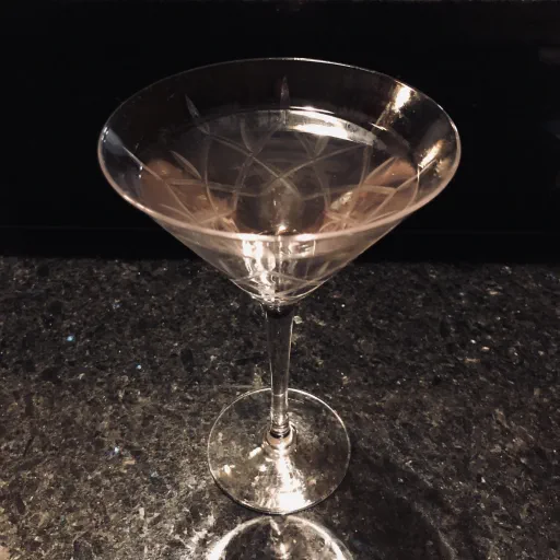 Jasmine's Lavender Elderflower Martini Image
