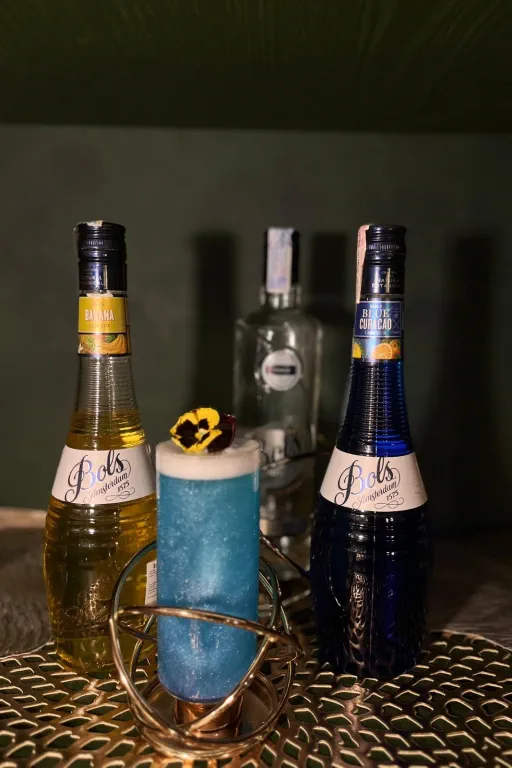 Blue 'NANA' in da Club Image