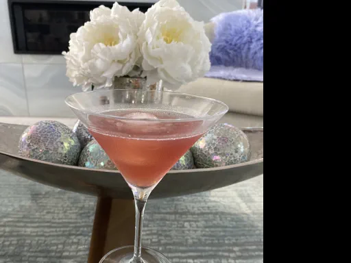 Raspberry Gin Martini Image