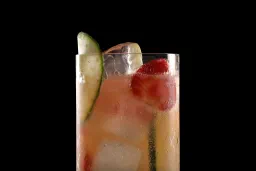 Summer Rosé Cup lifestyle thumbnail