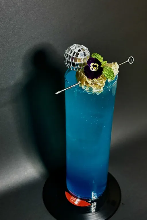 D.A.(Disco Afloat)