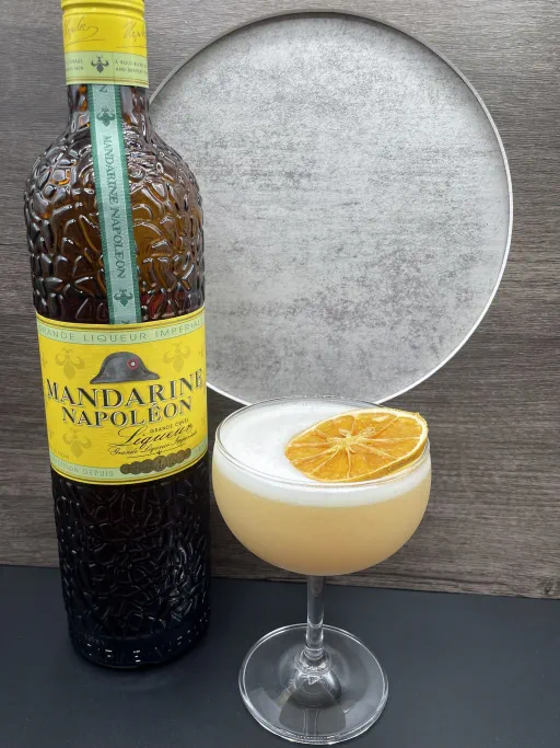 Mandarine Moon Image