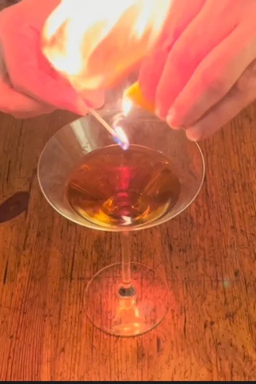 Burning Bridges - Arcos Ardientes Image