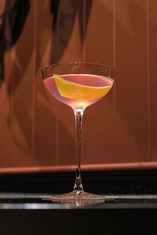 Old Tom Reviver No.23 Cocktail Recipe | Master Bartender