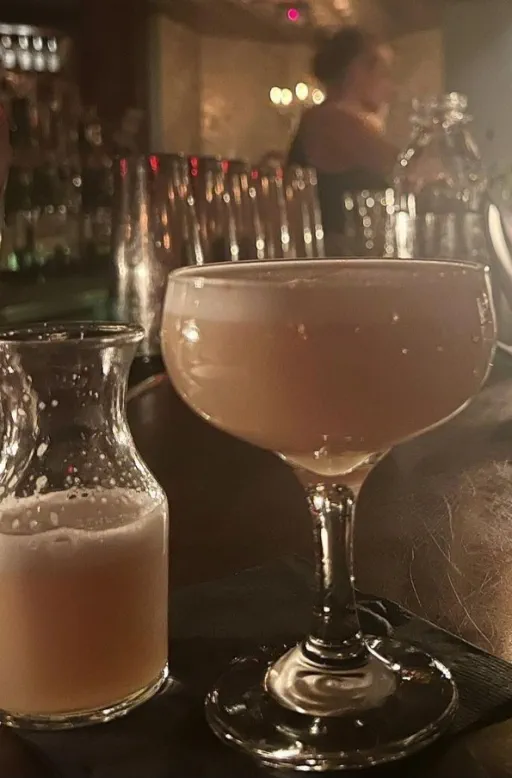 Lone Pine Mall Cocktail Recipe | Master Bartender