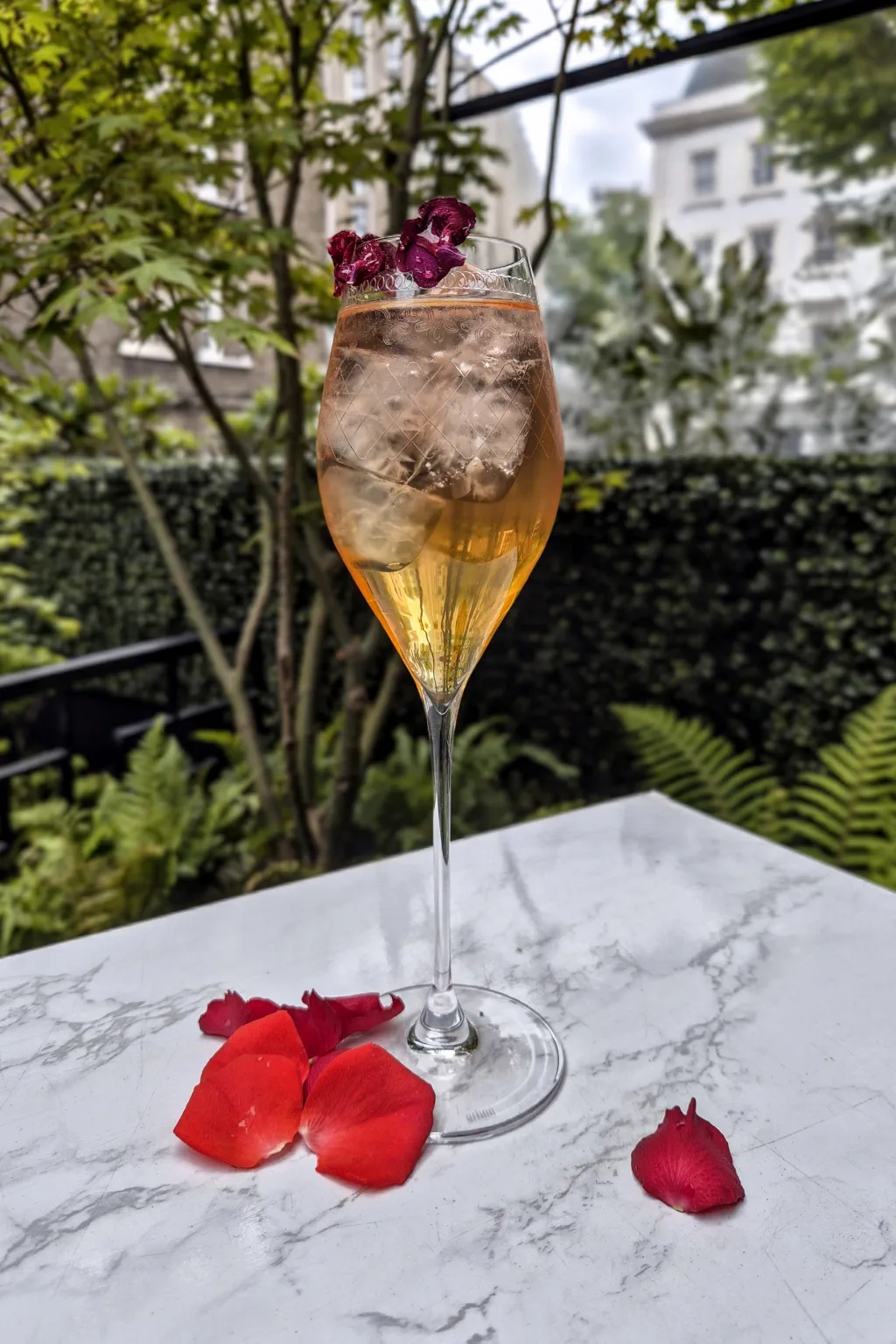 Perfume of June