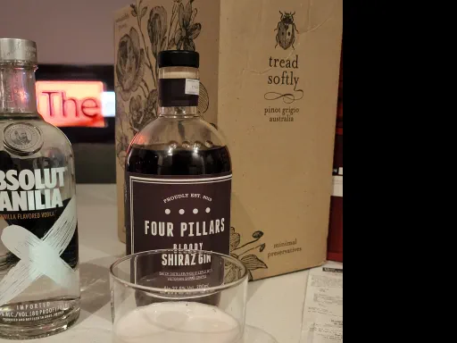 Bloody Gin Sour