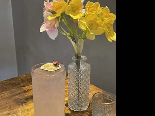 Regina di Fiori Image