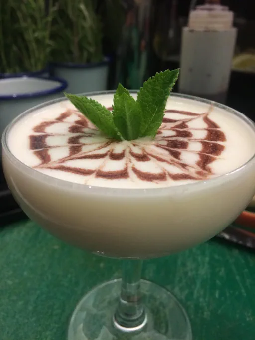 Opera Star Martini Image