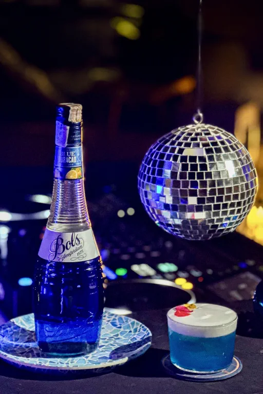 Blue Disco Mirage Image