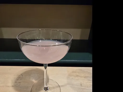 Pear Cosmopolitan Cocktail Recipe | Discerning Drinker