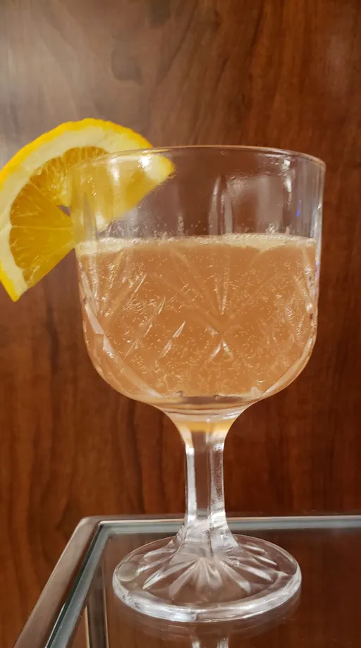 Sparkling Rose Royale Cocktail Recipe