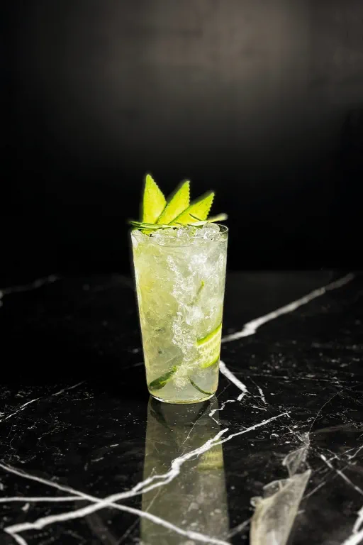 Rendezvous in Green Image