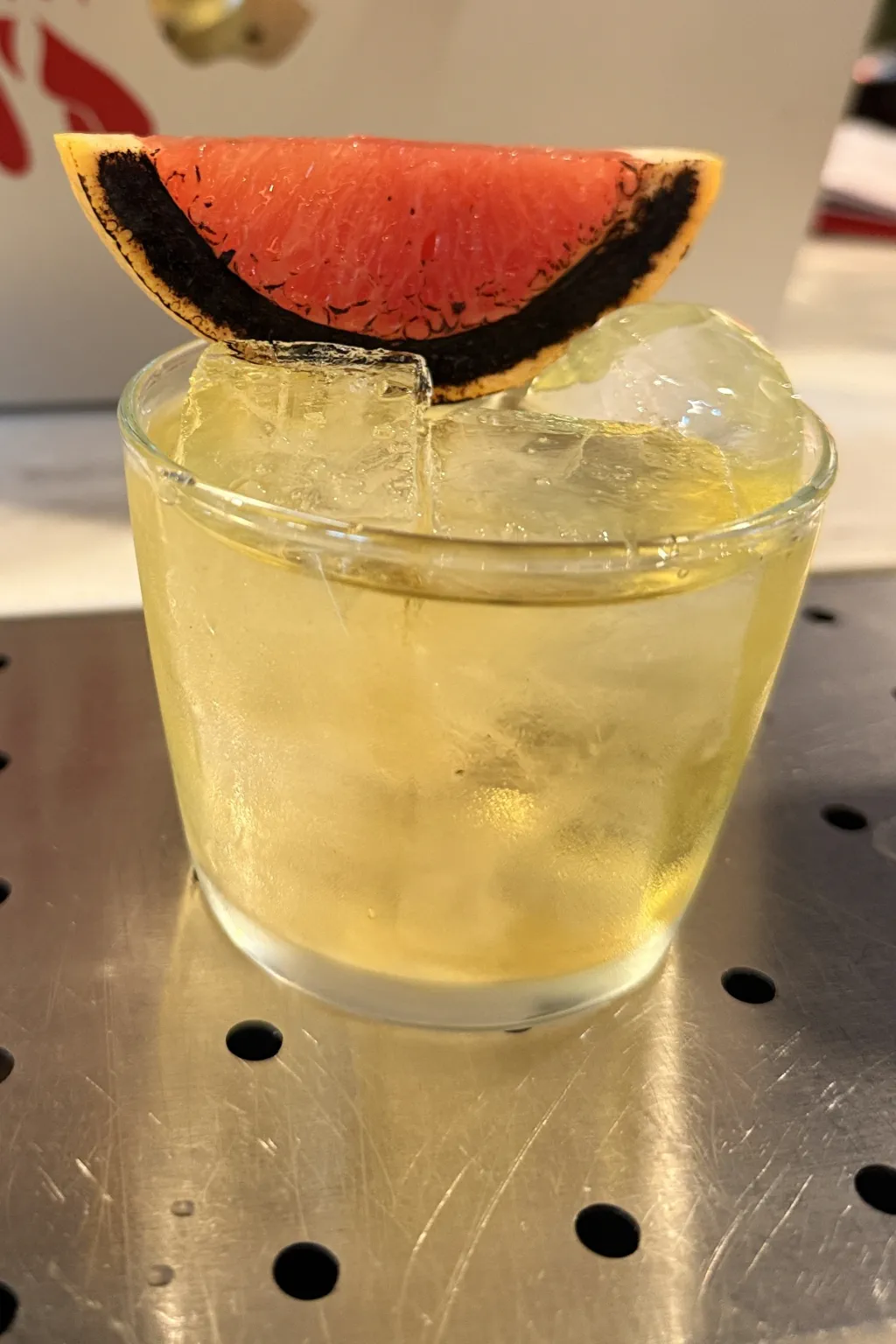 La Abeja