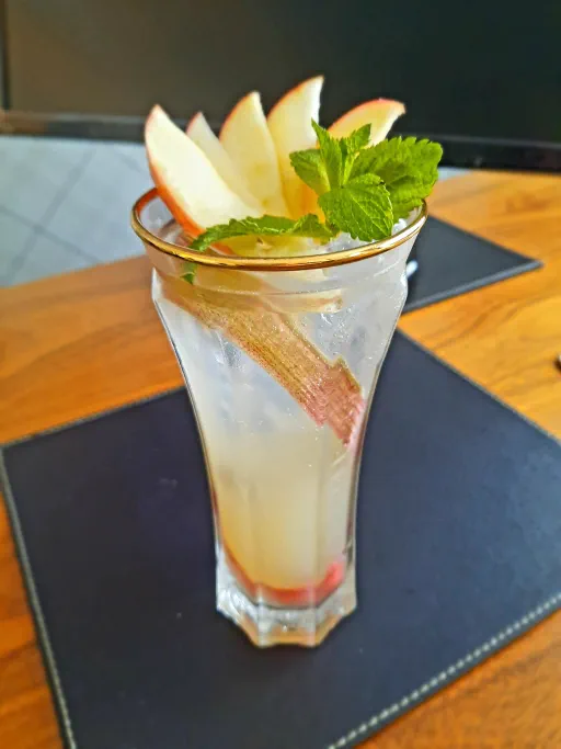 Scottish Garden Spritz Image