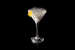 Vesper Dry Martini lifestyle thumbnail