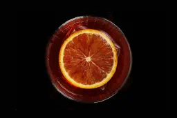Crimson Negroni lifestyle thumbnail