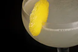 Queen Elizabeth No. 1 lifestyle thumbnail