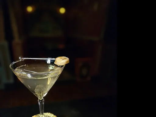 The English Tuxedo Image