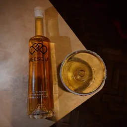 Champagne & Honey by Dan Leake