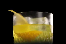 Yellow Negroni lifestyle thumbnail