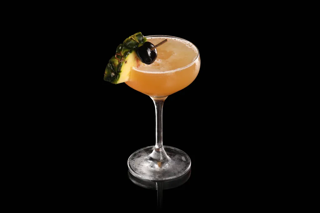 Club Cocktail (Difford’s Recipe)