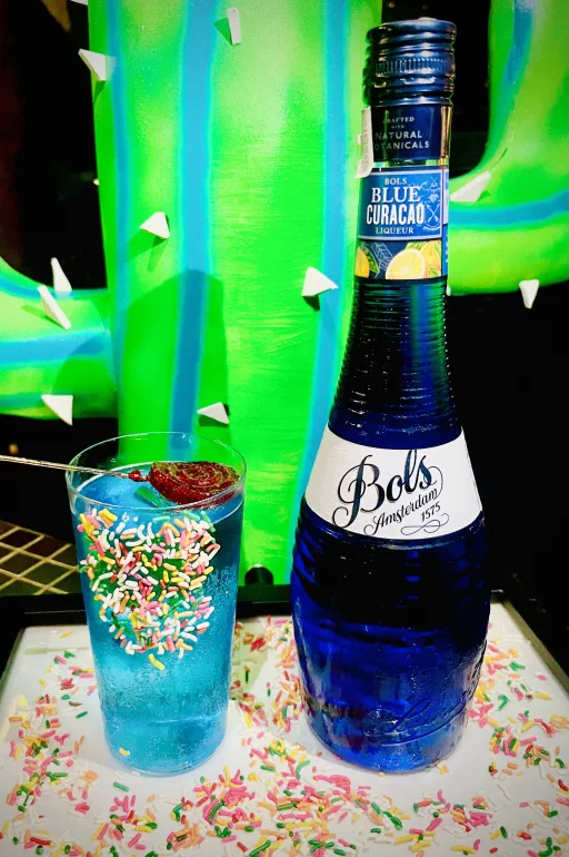 Queen port indigo Image