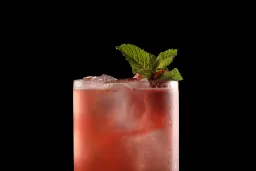 Strawberry Roan lifestyle thumbnail