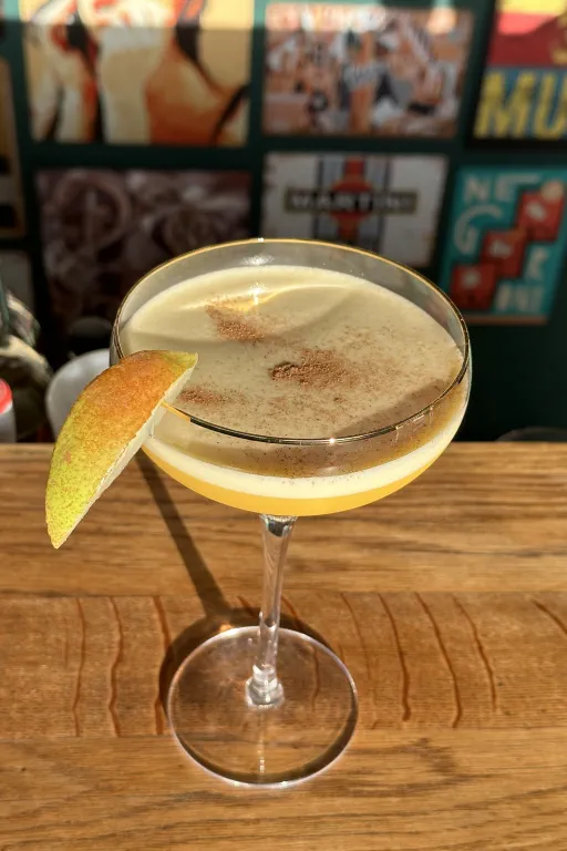 Tarte Tatin Flip Image