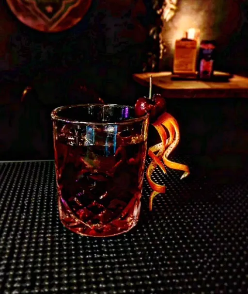 Crimson Cheering Image