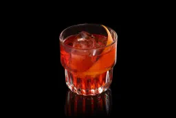 Rum Negroni lifestyle thumbnail