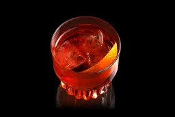 Rum Negroni lifestyle thumbnail