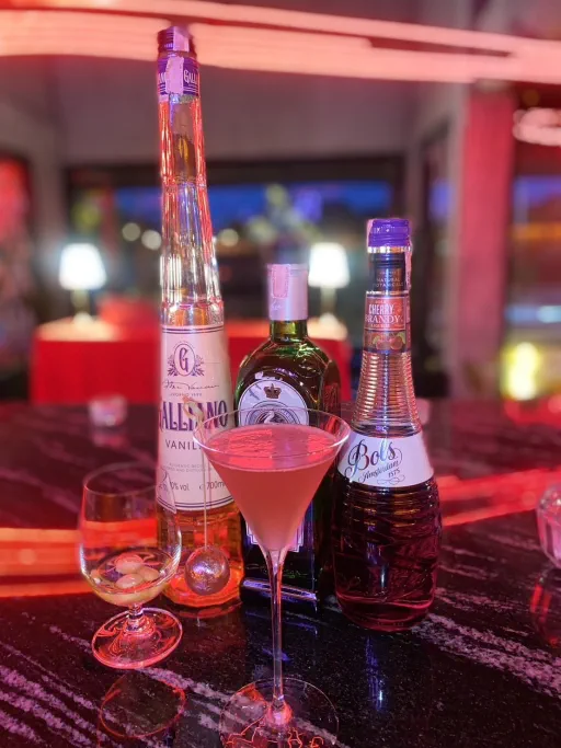 Looking for love Image