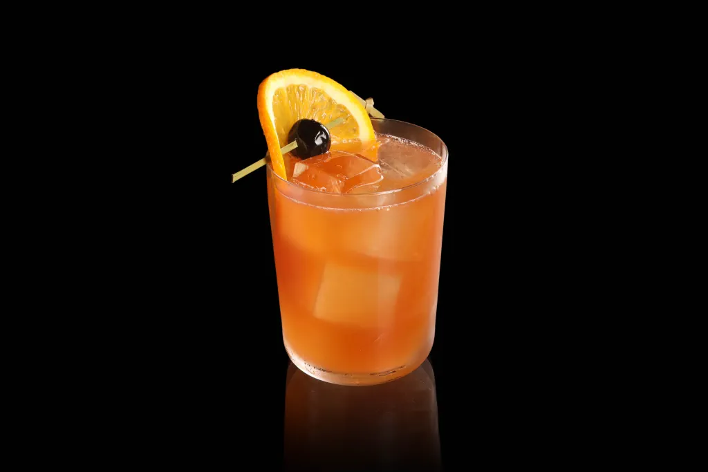 Capri Sour lifestyle image