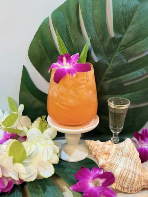 Let's Get Leied Image