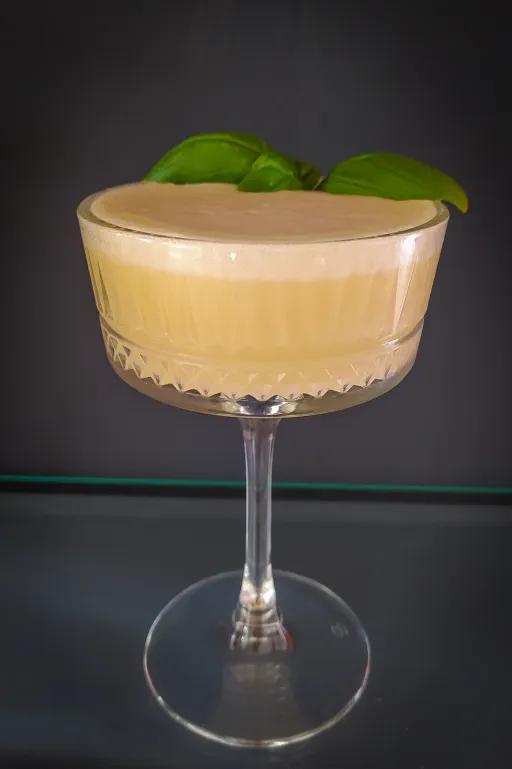 Royal Lemontree Image