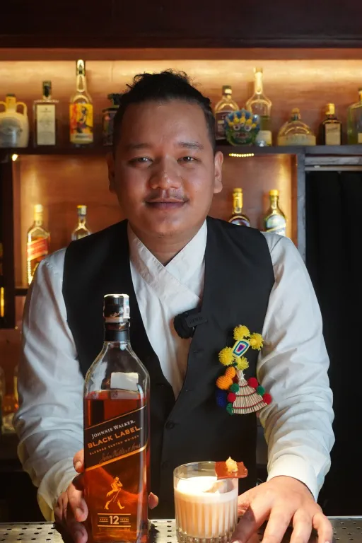 KIRATI WALKER'S Image