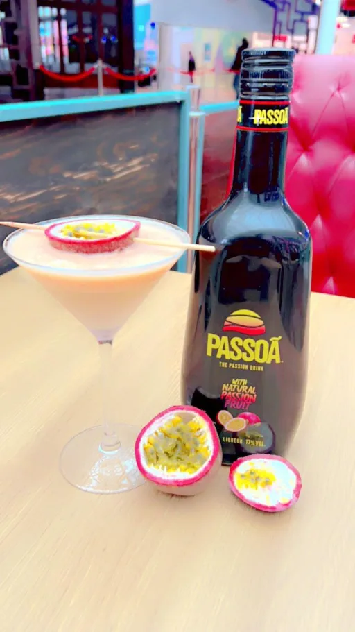 Passion Peach Party Image