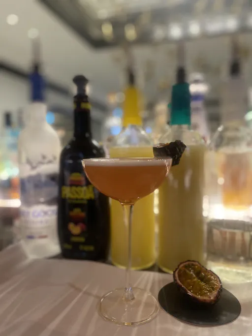 Queen Victoria Martini Image