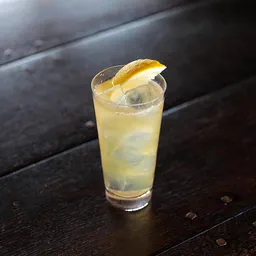 Long drinks & highballs cocktails starting with ‘R’ image