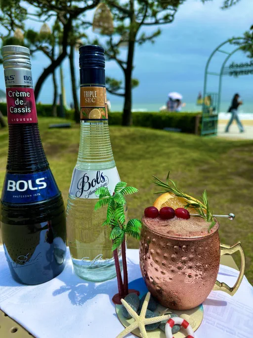 She walk on the beach Image