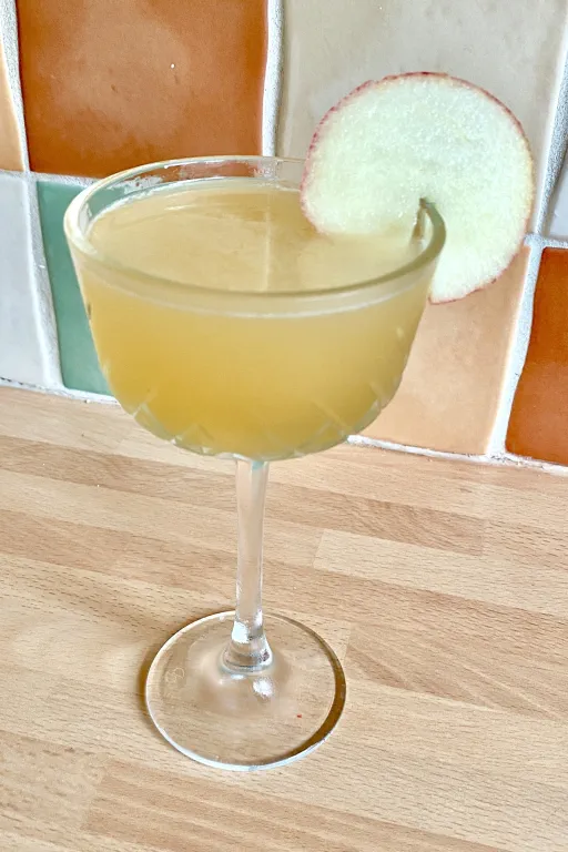 Side Applecart Image